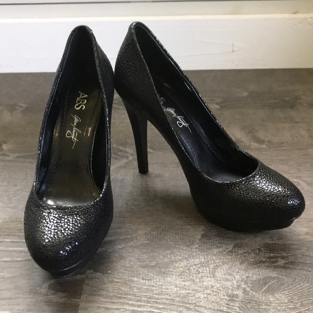 ABS Allen Schwartz leather platform pumps size 7.5
